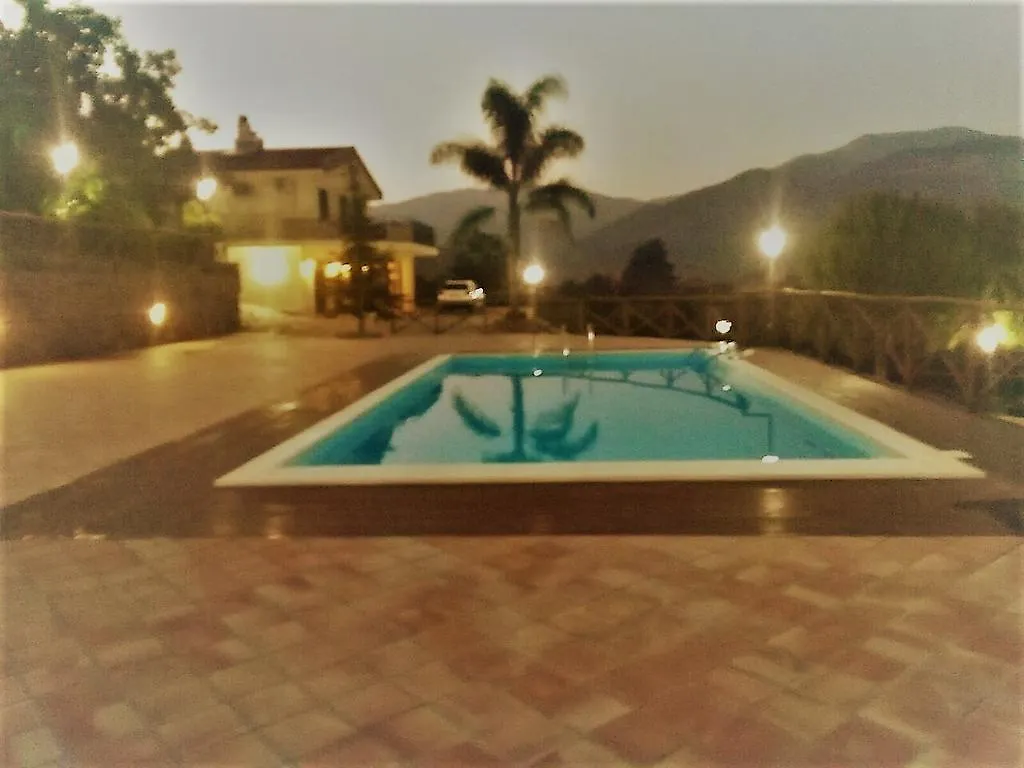 Holiday home La Parrinara Villa Francavilla di Sicilia Italy
